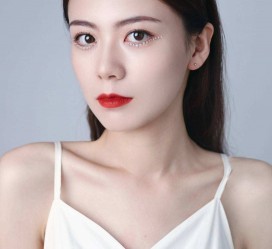 大丰兼职模特要打点模卡吗(兼职做模特要交钱拍模卡)