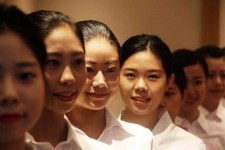 大丰私人伴游招聘 度假区万元月薪招“泳装伴游”
