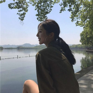 大丰私人伴游网带你看到天际，白色盐湖无际，蓝色天空无边