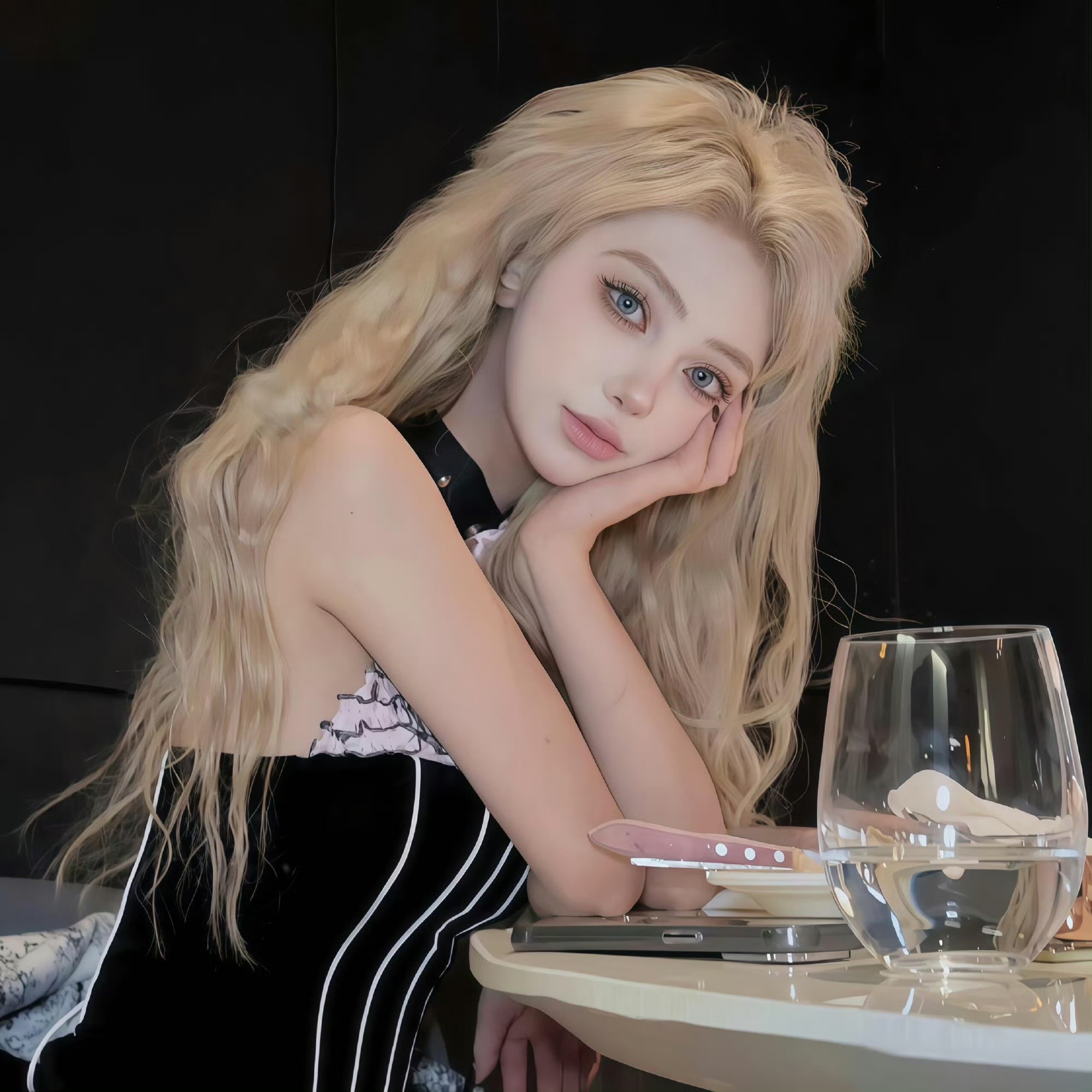 大丰伴游女生晨露的资料